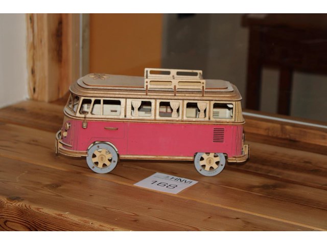 Houten decoratieve camperbus. - afbeelding 1 van  2