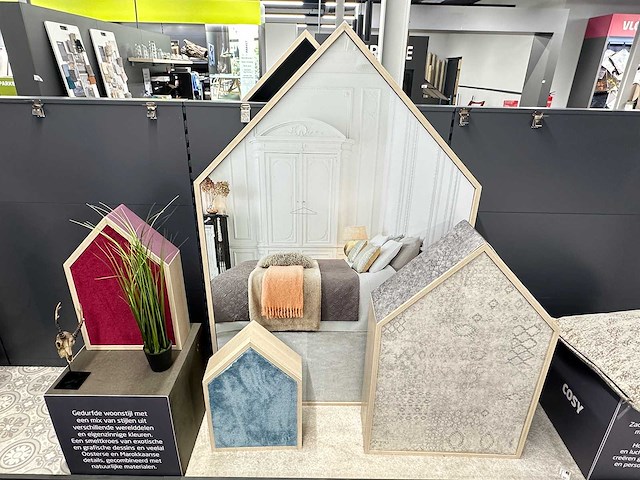 Houten decoratieve huisjes (16x) - afbeelding 1 van  5