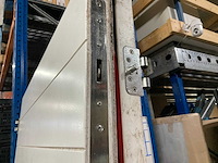 Houten deur met meerpunt sluiting (2x) - afbeelding 3 van  4