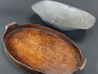 Houten dienblad en zinken (weeg)schaal - afbeelding 2 van  5