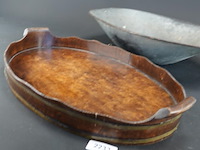 Houten dienblad en zinken (weeg)schaal - afbeelding 3 van  5