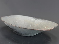 Houten dienblad en zinken (weeg)schaal - afbeelding 4 van  5