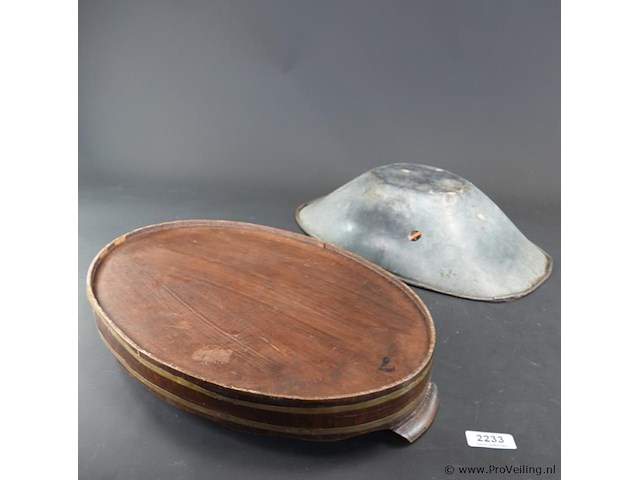 Houten dienblad en zinken (weeg)schaal - afbeelding 5 van  5