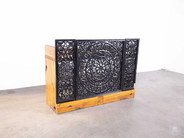Houten dj-booth - afbeelding 2 van  9