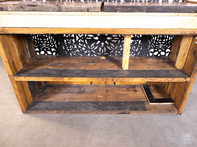 Houten dj-booth - afbeelding 5 van  9