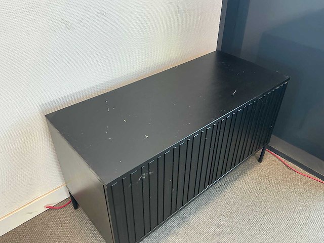 Houten dressoir - afbeelding 2 van  4