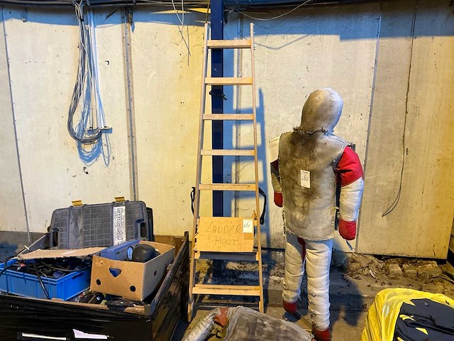 Houten dubbele trap - afbeelding 1 van  5