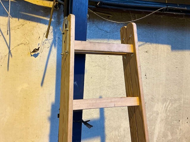 Houten dubbele trap - afbeelding 5 van  5