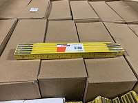 Houten duimstok 2 mtr (x4900) - afbeelding 1 van  4