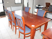 Houten eetkamer tafel met vijf stoelen. afmeting tafel 199 x 90 x 78 cm. - afbeelding 1 van  3
