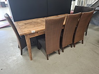 Houten eetkamertafel met 6 stoelen - afbeelding 1 van  6