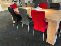 Houten eetkamertafel met 8 stoelen - afbeelding 4 van  5