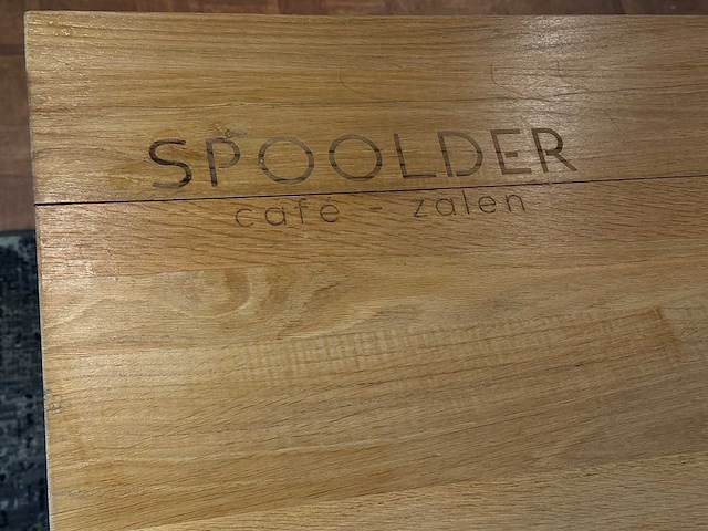 Houten eetkamertafel met u-poten - afbeelding 5 van  8