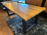 Houten eetkamertafel met u-poten - afbeelding 3 van  8