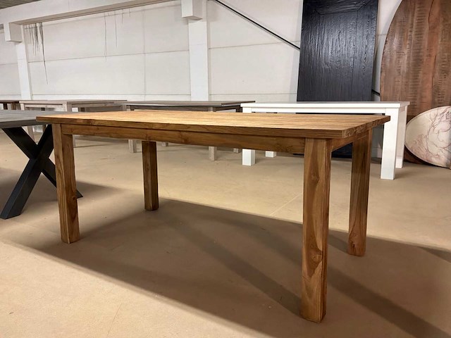 Houten eetkamertafel - afbeelding 1 van  10