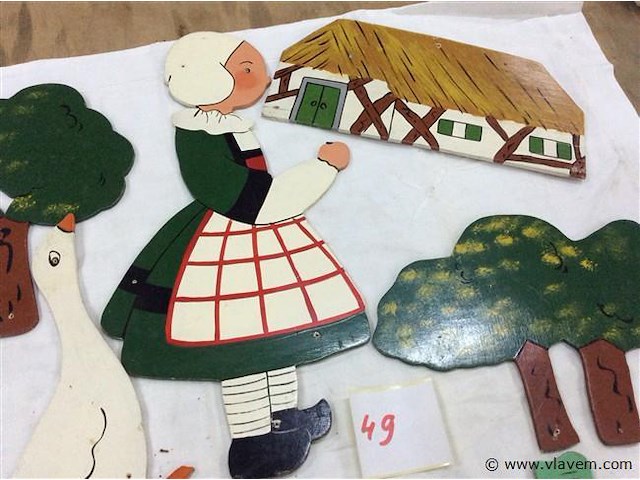 Houten figuren - afbeelding 2 van  2