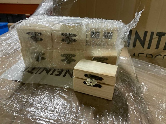 Houten geschenk-doosjes - afbeelding 2 van  4