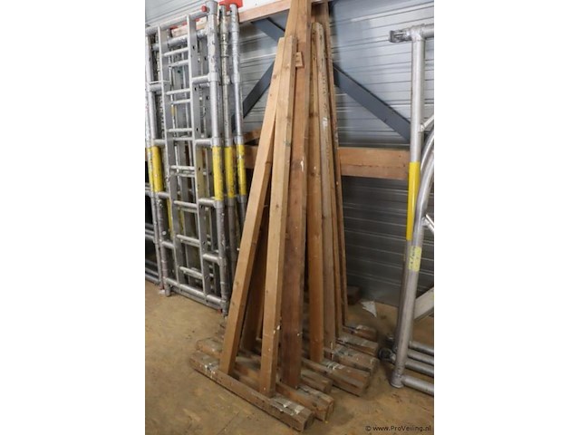 Houten glasbokken - afbeelding 1 van  4