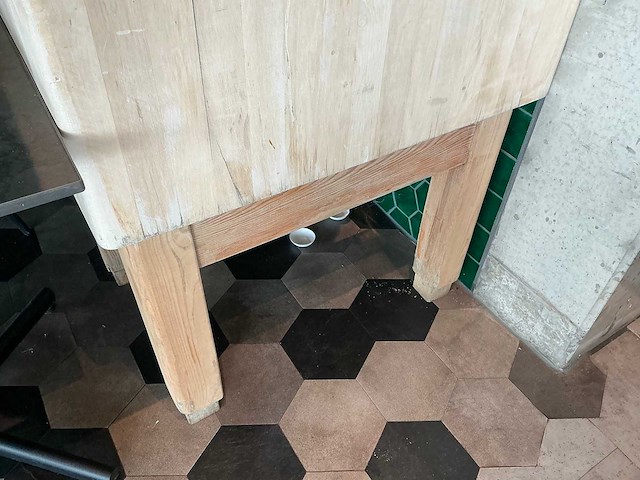 Houten hakblok - afbeelding 2 van  2