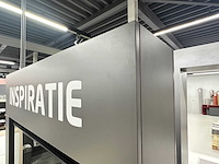 Houten "inspiratie" wand met lg monitor - afbeelding 2 van  3