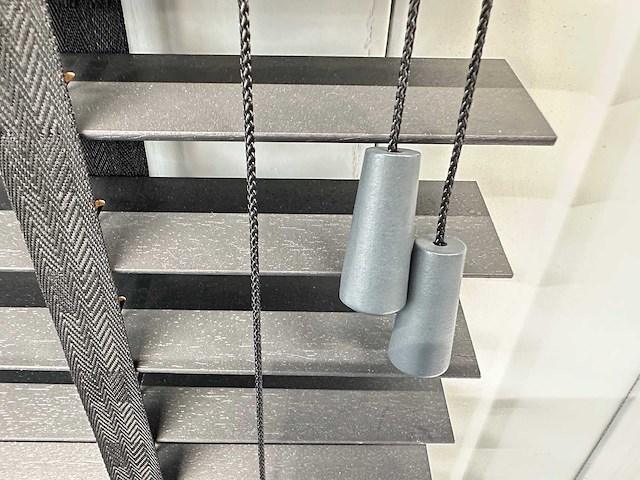 Houten jaloezie met brede ladderbanden - afbeelding 4 van  4