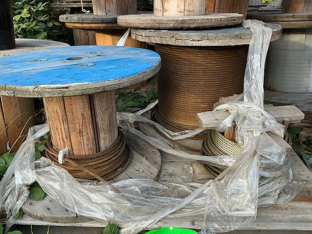 Houten kabelhaspel (40x) - afbeelding 3 van  3