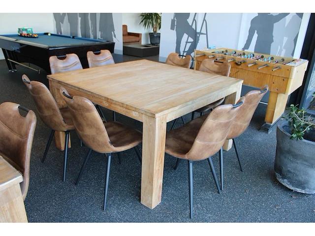 Houten kantinetafel incl. acht eetkamerstoelen mxsofa, afm. tafel 140 x 140 x 79 cm. let op: onderdeel comb... onderdeel van combinatiekavel combinatiekavel van de kavels m470, m471 en m472. - afbeelding 2 van  4
