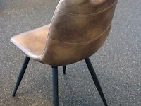 Houten kantinetafel incl. acht eetkamerstoelen mxsofa, afm. tafel 140 x 140 x 79 cm. let op: onderdeel comb... onderdeel van combinatiekavel combinatiekavel van de kavels m470, m471 en m472. - afbeelding 4 van  4