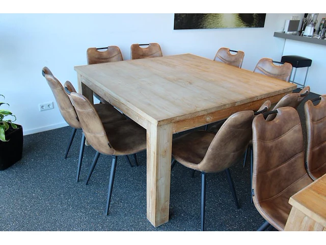 Houten kantinetafel incl. acht eetkamerstoelen mxsofa, afm. tafel 140 x 140 x 79 cm. let op: onderdeel comb... onderdeel van combinatiekavel combinatiekavel van de kavels m470, m471 en m472. - afbeelding 2 van  4