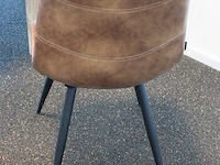 Houten kantinetafel incl. acht eetkamerstoelen mxsofa, afm. tafel 140 x 140 x 79 cm. let op: onderdeel comb... onderdeel van combinatiekavel combinatiekavel van de kavels m470, m471 en m472. - afbeelding 4 van  4