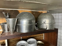 Houten kast met leggers - afbeelding 8 van  8