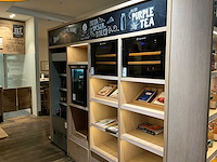 Houten kast met verlichting - afbeelding 2 van  4