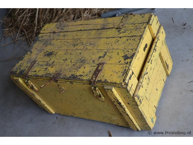 Houten kist - 78x47x45cm - afbeelding 1 van  6