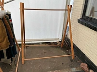 Houten kledingrek (4x) - afbeelding 2 van  2
