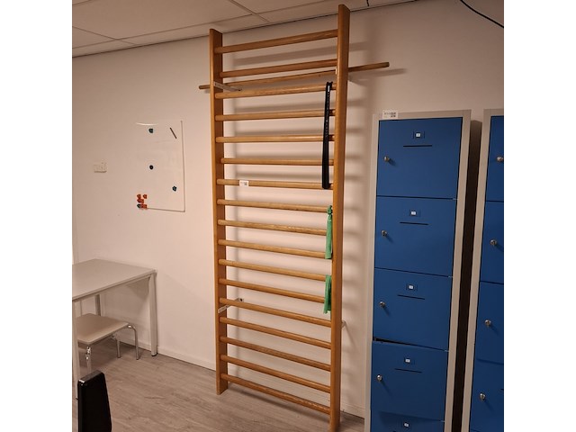 Houten klim/wandrek - afbeelding 1 van  5