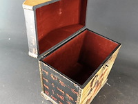 Houten koffer met oosters decor - afbeelding 4 van  5