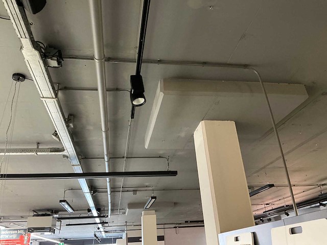 Houten koffiemeubel - afbeelding 1 van  10