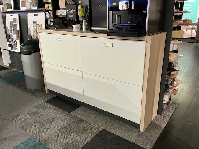 Houten koffiemeubel - afbeelding 3 van  10