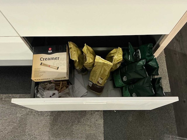 Houten koffiemeubel - afbeelding 6 van  10