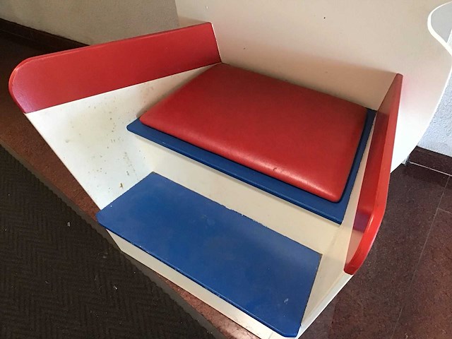 Houten konings/sinterklaas troon - afbeelding 4 van  4