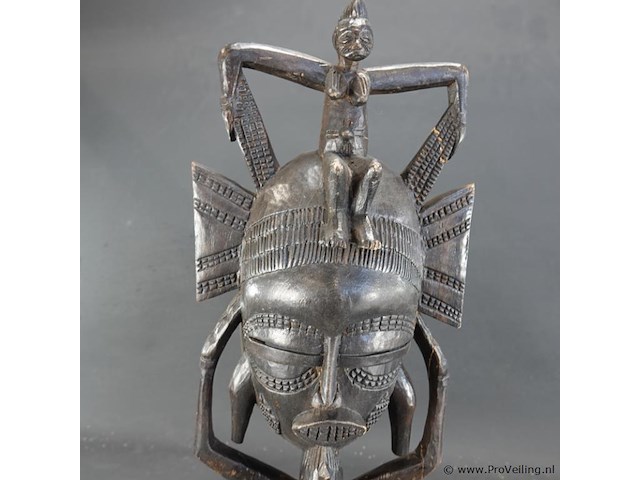 Houten kpeliye (of kpélié) masker van het senufo-volk uit ivoorkust. - afbeelding 3 van  5
