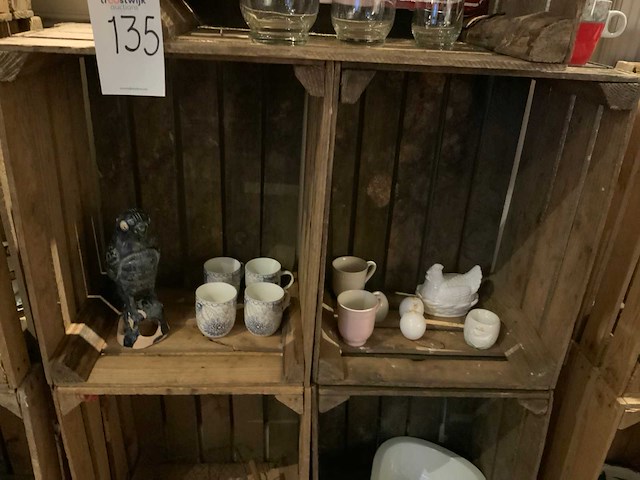 Houten kratten inclusief inhoud (5x) - afbeelding 4 van  4