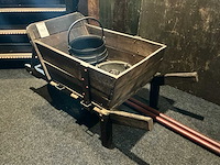 Houten kruiwagen - afbeelding 3 van  4
