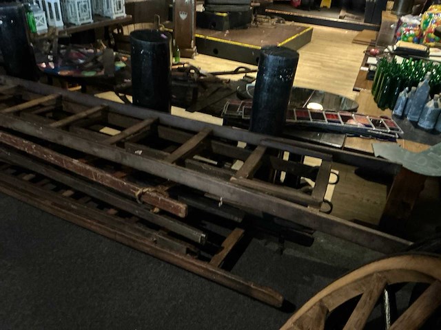 Houten ladder (9x) - afbeelding 4 van  4