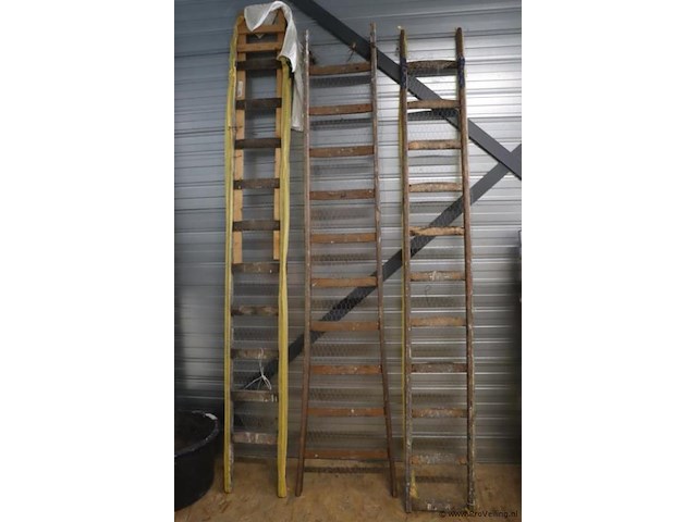 Houten ladders - 3 stuks - afbeelding 1 van  8