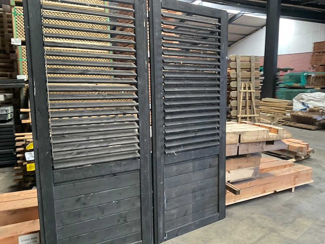 Houten lamellenscherm zwart gespoten - 224x90 cm (2x) - afbeelding 2 van  4