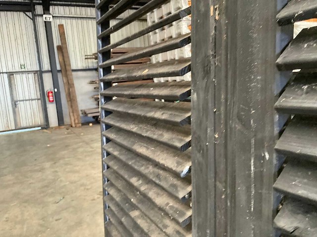 Houten lamellenscherm zwart gespoten - 224x90 cm (2x) - afbeelding 8 van  8
