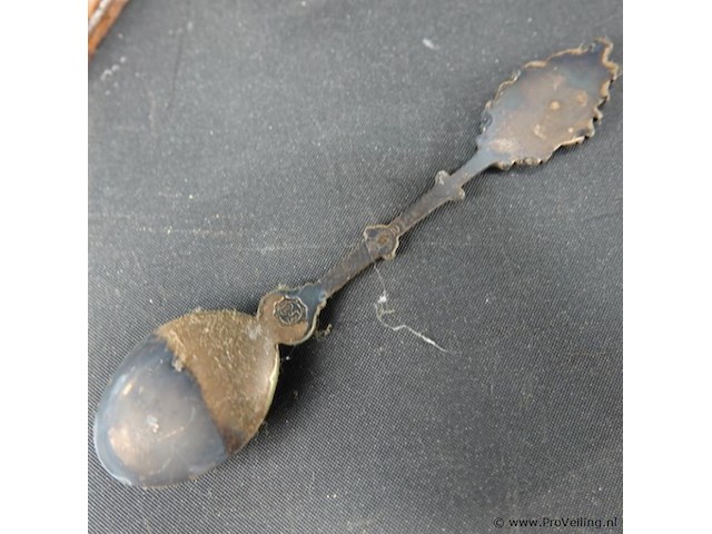 Houten lepelrek met lepeltjes - afbeelding 4 van  5