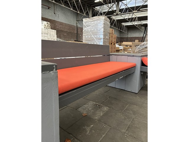 Houten loungebank 300x300 cm - afbeelding 3 van  7