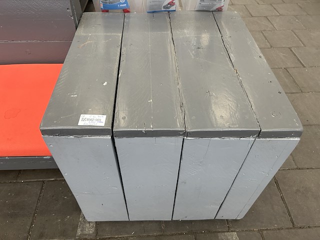 Houten loungebank 300x300 cm - afbeelding 6 van  7